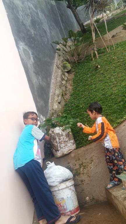 Villa Roemi Bandung Bagian luar foto