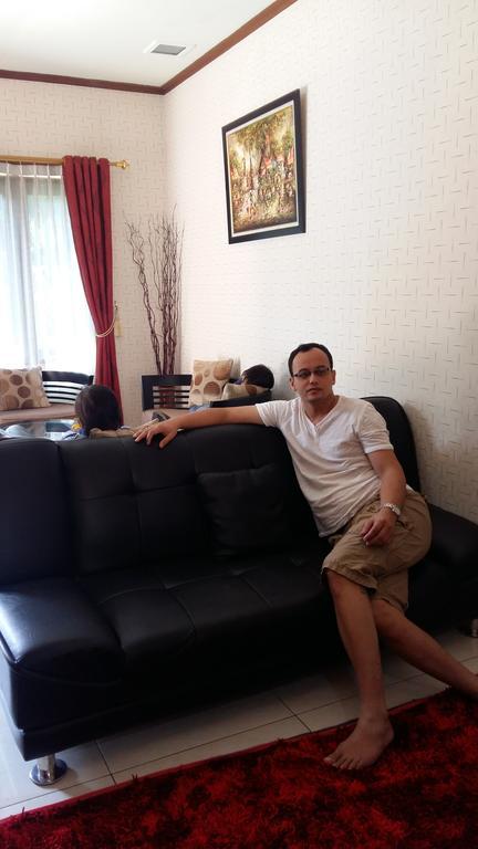Villa Roemi Bandung Bagian luar foto