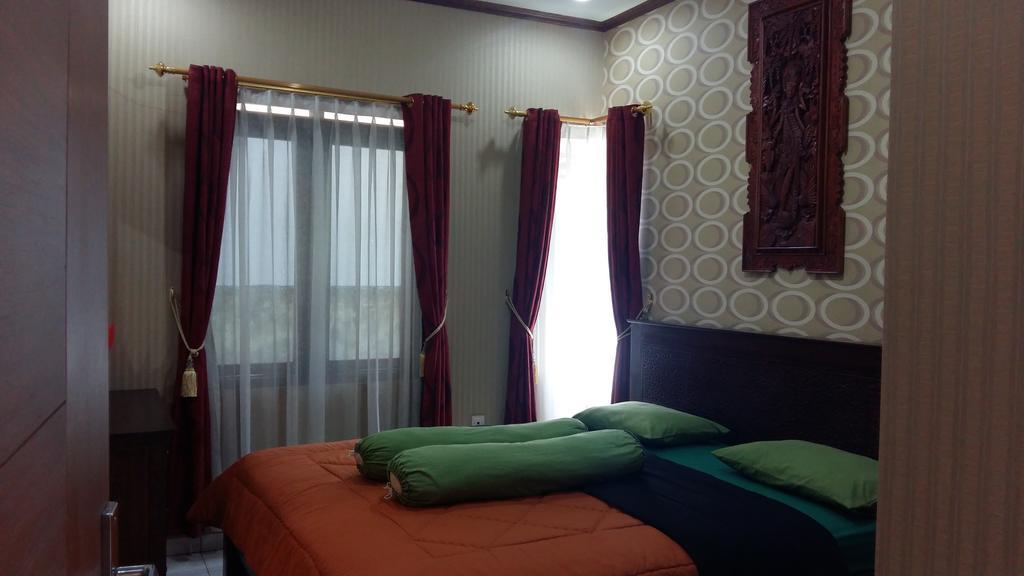 Villa Roemi Bandung Bagian luar foto